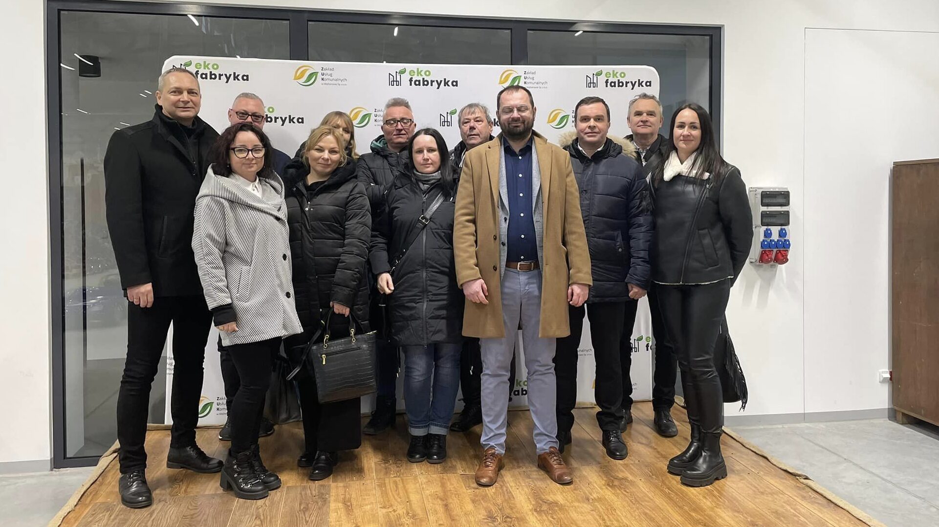 Zdjęcie grupowe podczas spotkania w EkoFabryce w Wejcherowie
